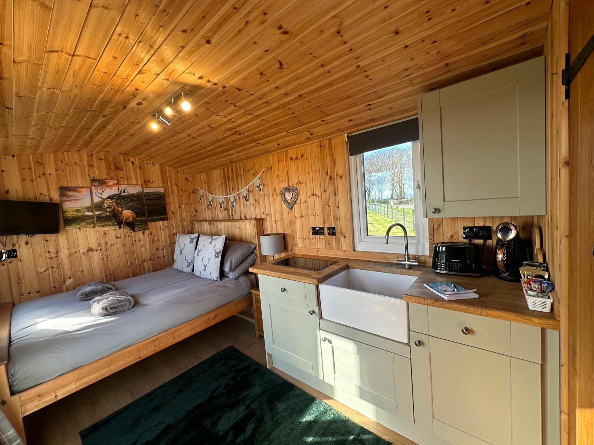 Stags Hide Hotel Minwear Eksteriør billede